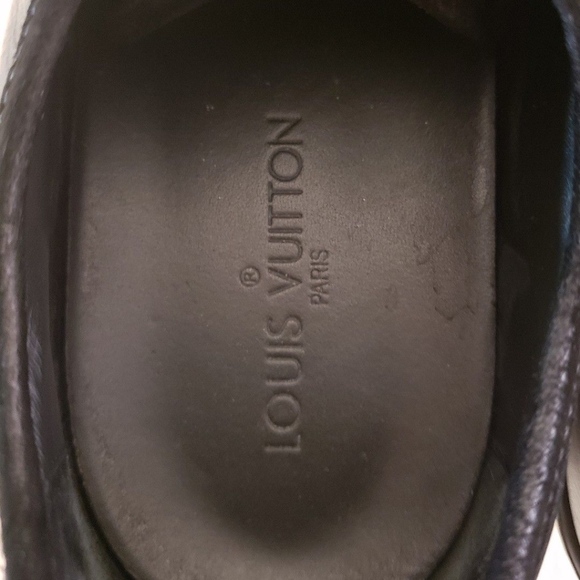 AUTHENTIC Louis Vuitton Paris Cosmos Sneacker - Picture 6 of 8